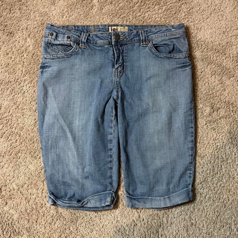 Lei Ashley Ultra Low Rise Denim Capri Jeans Blue Y2K Embroidered Pockets Size 15